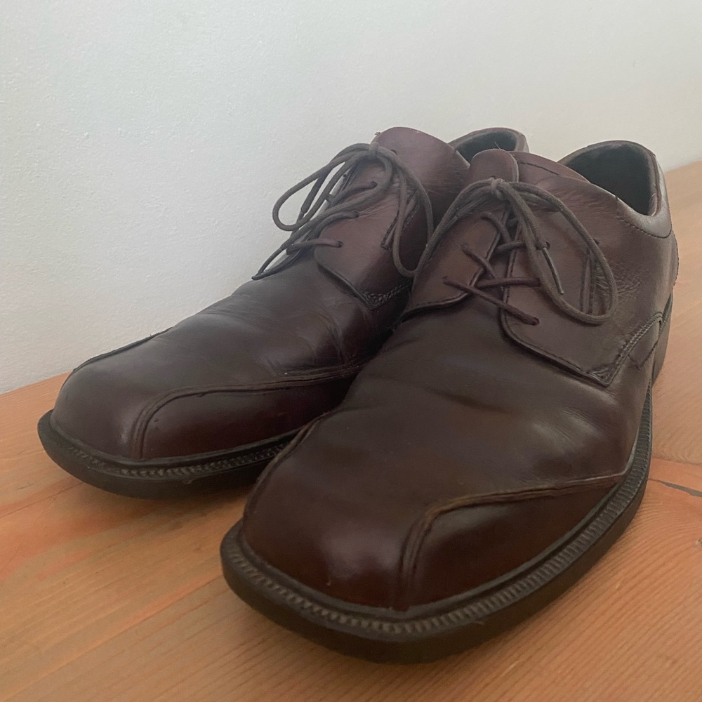 Clarks leather Oxford shoes
